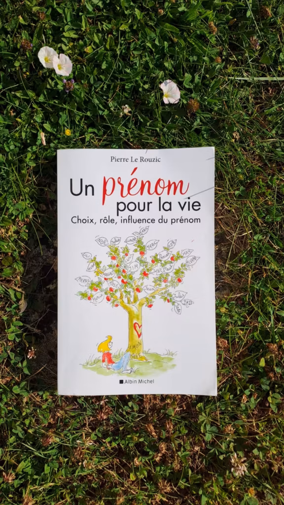 Livre Un prénom pour la vie de Pierre Le Rouzic